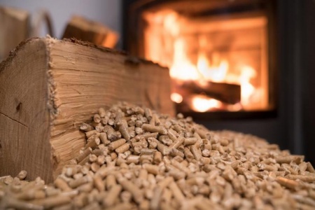 Pourquoi opter pour le chauffage au bois chez vous ?
